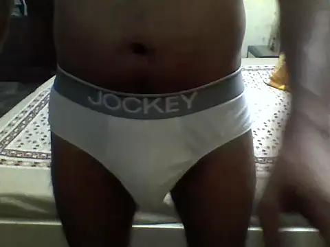 Snapshot of secretoxoxo chatting on 11-08-25, 04:56 secretoxoxo online show from 11-08-25, 04:56