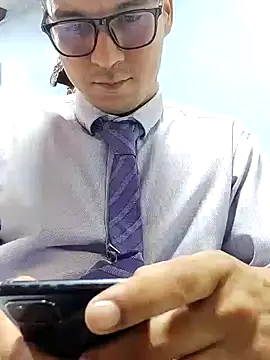Snapshot of Business_dickkk chatting on 12-24-24, 01:06 Business dickkk online show from 12-24-24, 01:06