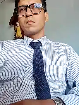Snapshot of Business_dickkk chatting on 01-31-25, 08:33 Business dickkk online show from 01-31-25, 08:33