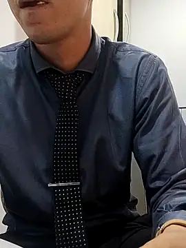 Snapshot of Business_dickkk chatting on 03-11-25, 01:45 Business dickkk online show from 03-11-25, 01:45