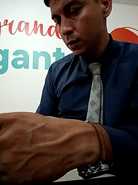 Snapshot of Business_dickkk chatting on 10-07-25, 07:44 Business dickkk online show from 10-07-25, 07:44