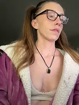 Heidi Harper online show from 01-03-25, 03:55