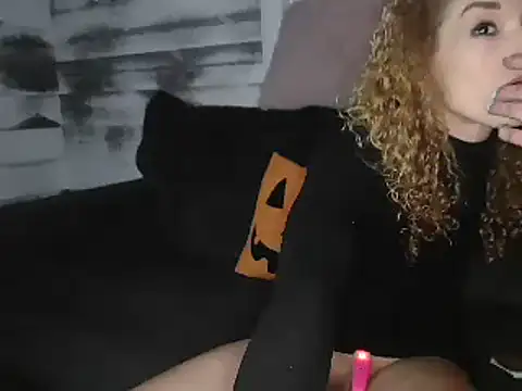 AshleyRain online show from 10-09-25, 06:22