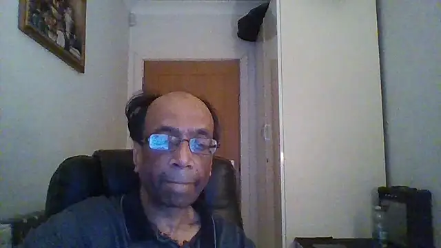 Snapshot of rauncher1 chatting on 01-26-25, 08:14 rauncher1 online show from 01-26-25, 08:14