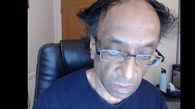 rauncher1 online show from 06-23-26, 08:34