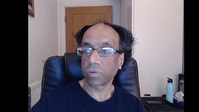 rauncher1 online show from 06-24-26, 08:24