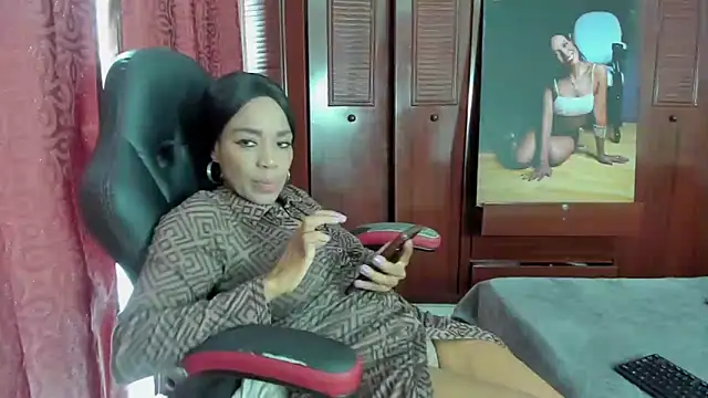 Snapshot of LUISSA_ chatting on 09-09-25, 12:26 LUISSA online show from 09-09-25, 12:26