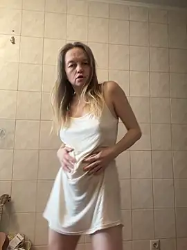 Snapshot of Susanel chatting on 01-11-26, 10:53 Susanel online show from 01-11-26, 10:53