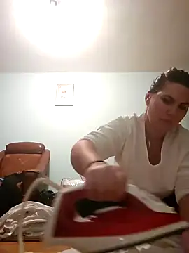 FeliciaKrige online show from 01-20-25, 05:04