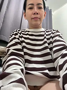 ladyxianne online show from 03-25-26, 04:35