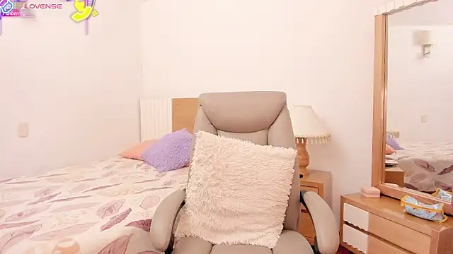 Andreamorreti online show from 05-08-26, 02:33