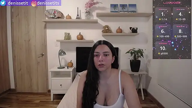 DenisseTits online show from 10-20-25, 08:20