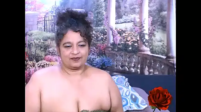 Snapshot of indianstar75 chatting on 01-29-25, 04:58 indianstar75 online show from 01-29-25, 04:58