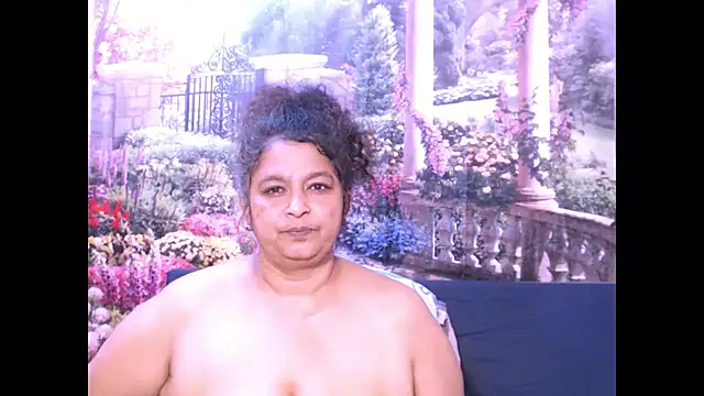 Snapshot of indianstar75 chatting on 02-10-25, 12:30 indianstar75 online show from 02-10-25, 12:30
