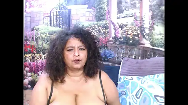 Snapshot of indianstar75 chatting on 02-10-25, 05:30 indianstar75 online show from 02-10-25, 05:30