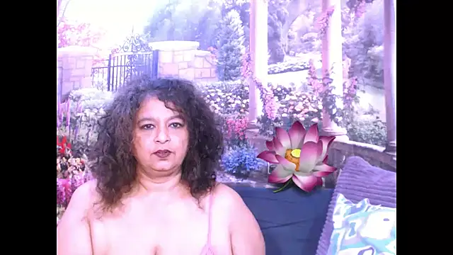 Snapshot of indianstar75 chatting on 02-20-25, 06:17 indianstar75 online show from 02-20-25, 06:17