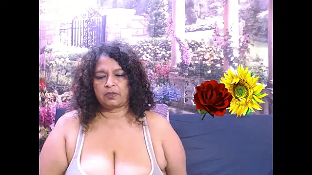 Snapshot of indianstar75 chatting on 02-21-25, 05:53 indianstar75 online show from 02-21-25, 05:53