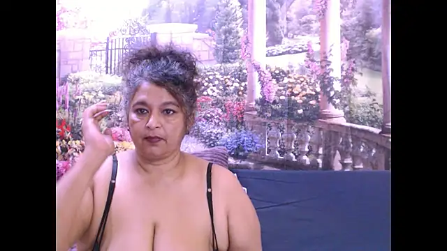 Snapshot of indianstar75 chatting on 02-25-25, 04:10 indianstar75 online show from 02-25-25, 04:10