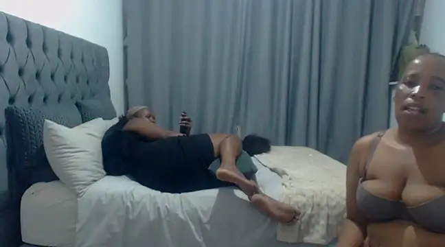 Samantha69x online show from 03-19-25, 06:01