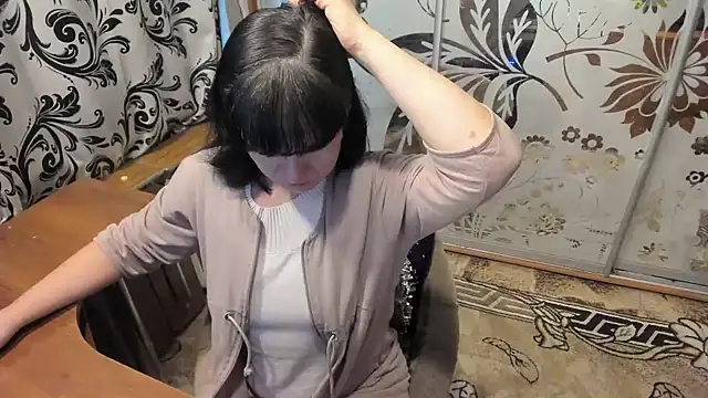Snapshot of EVILENSA chatting on 12-08-24, 01:03 EVILENSA online show from 12-08-24, 01:03