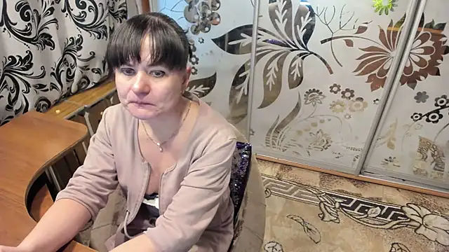 Snapshot of EVILENSA chatting on 02-15-25, 01:27 EVILENSA online show from 02-15-25, 01:27