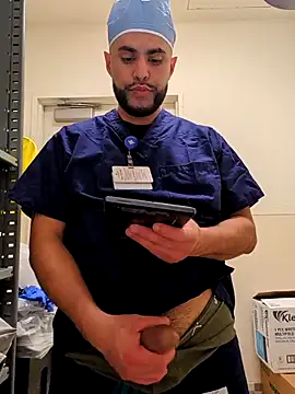 gardy8585 online show from 02-01-26, 02:26