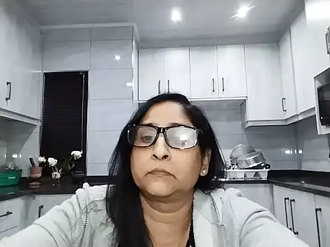 Indiankushy online show from 08-05-26, 06:33