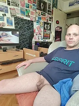 Snapshot of hardcap chatting on 11-03-25, 08:26 hardcap online show from 11-03-25, 08:26