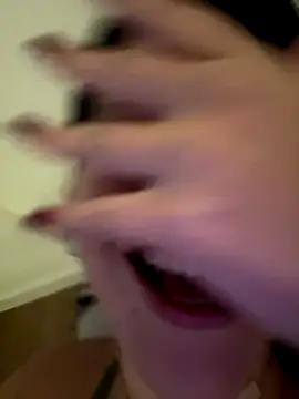 Snapshot of kiarafonseca_ chatting on 10-05-25, 04:55 kiarafonseca online show from 10-05-25, 04:55