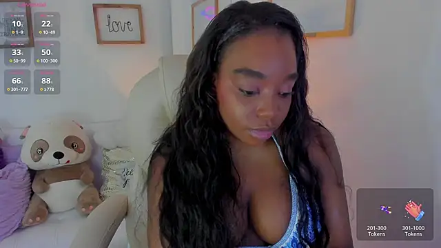 Snapshot of zobe_love chatting on 05-11-26, 05:21 zobe love online show from 05-11-26, 05:21
