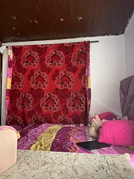 Snapshot of MonicaSex_ chatting on 03-08-25, 11:18 MonicaSex online show from 03-08-25, 11:18