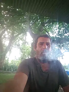 Snapshot of TryingWind chatting on 02-21-25, 04:16 TryingWind online show from 02-21-25, 04:16