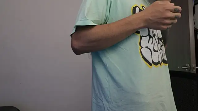 trieone online show from 01-18-26, 03:27