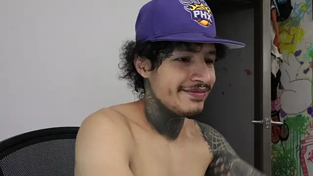 trieone online show from 02-18-26, 01:45