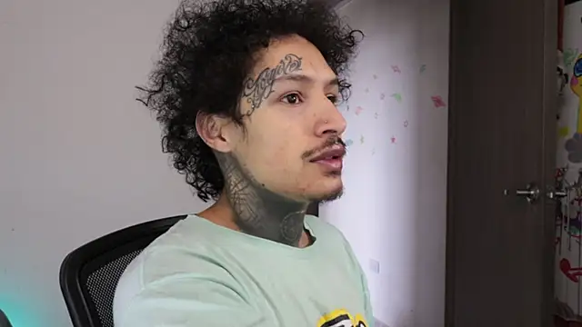 trieone online show from 03-18-26, 02:20