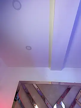 Victoria14  online show from 01-17-26, 04:33