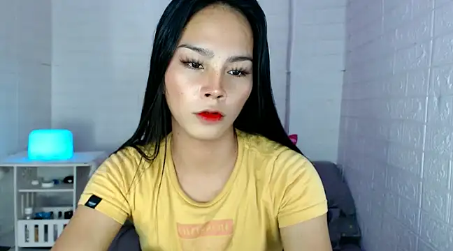 Snapshot of urnaughtydolly69 chatting on 01-21-25, 01:54 urnaughtydolly69 online show from 01-21-25, 01:54