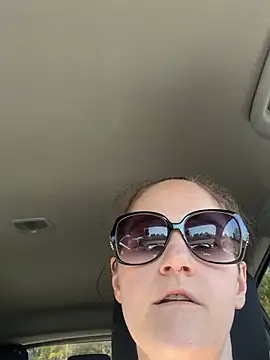 lolabunny9 online show from 02-06-26, 07:06