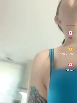 Snapshot of lolabunny9 chatting on 04-25-26, 02:58 lolabunny9 online show from 04-25-26, 02:58