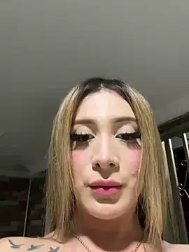 bunny bicht online show from 02-23-25, 01:46