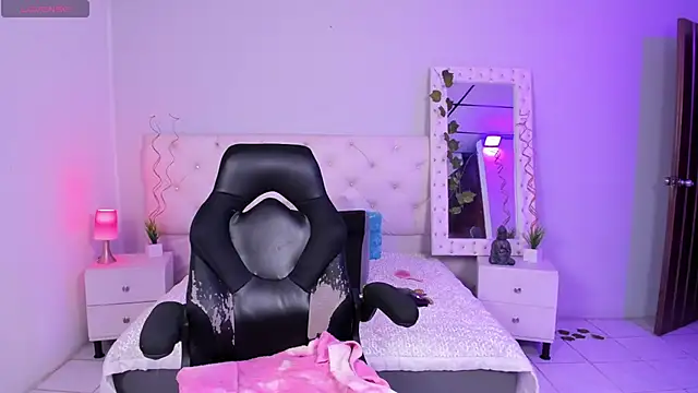 ximena slut 21 online show from 03-20-25, 01:13