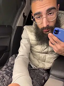 Av0caT online show from 12-17-25, 12:27