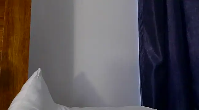 Snapshot of katt008 chatting on 12-09-24, 07:28 katt008 online show from 12-09-24, 07:28