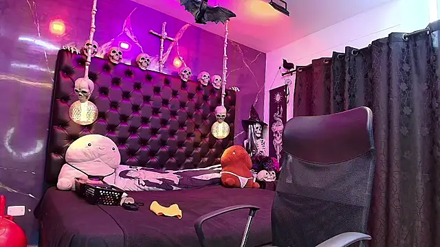 AlexHoe  online show from 01-18-25, 12:46