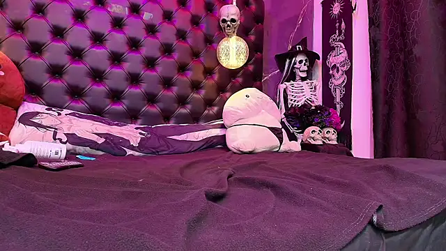 AlexHoe  online show from 01-26-25, 12:58