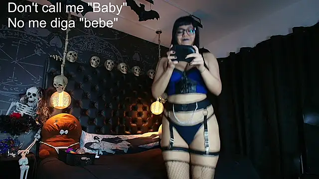 AlexHoe  online show from 06-12-26, 06:51