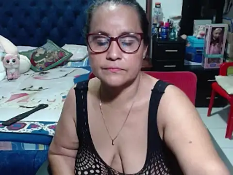 pervert mommy  online show from 01-13-25, 02:53