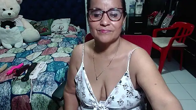 pervert mommy  online show from 03-18-25, 12:47