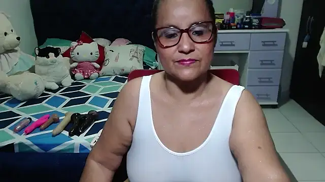 pervert mommy  online show from 10-09-25, 09:40