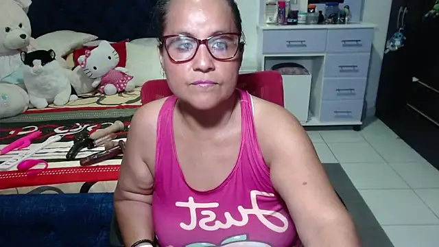 pervert mommy  online show from 11-21-25, 10:52